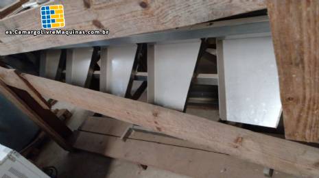 Alimentador de vaina y clasificacin de camarn