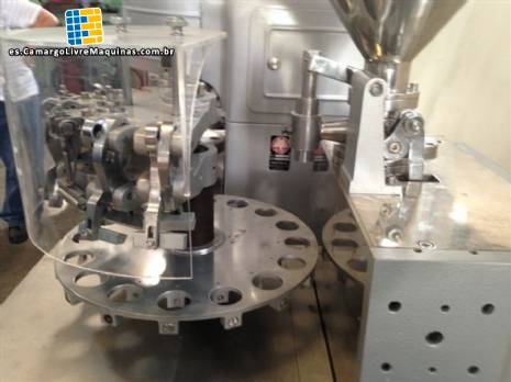 Envasado semiautom�tico de tubos cosm�ticos Meteor