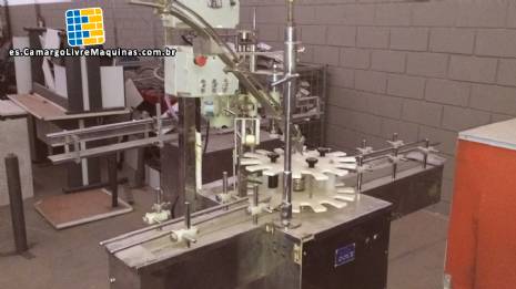 Colocaci�n de cubiertas Erli y etiquetadora Krones