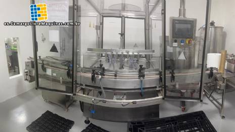 M�quina llenadora lineal de acero inoxidable de 7 boquillas WADA