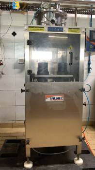 Llenadora isobrica con 2 boquillas y tapadora para botellas de cerveza de vidrio Saumec