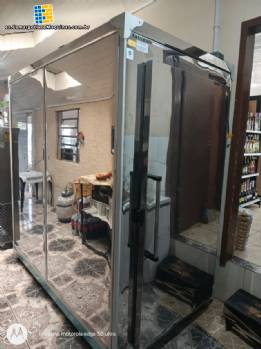 Mini c�mara frigor�fica para productos congelados REFRIMATE 4000 litros o 1500 kg