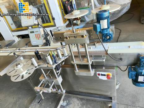 Aplicador de sellos para cartuchos de 3 solapas para productos importados con cabezal de impresión doble Tecmaes Aplicador de sellos para cartuchos de 3 solapas para productos importados con cabezal de impresión doble Tecmaes