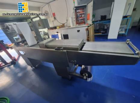 Máquina automática de termoformado, envasado y sellado Indata para envases tipo blíster. Máquina automática de termoformado, envasado y sellado Indata para envases tipo blíster.